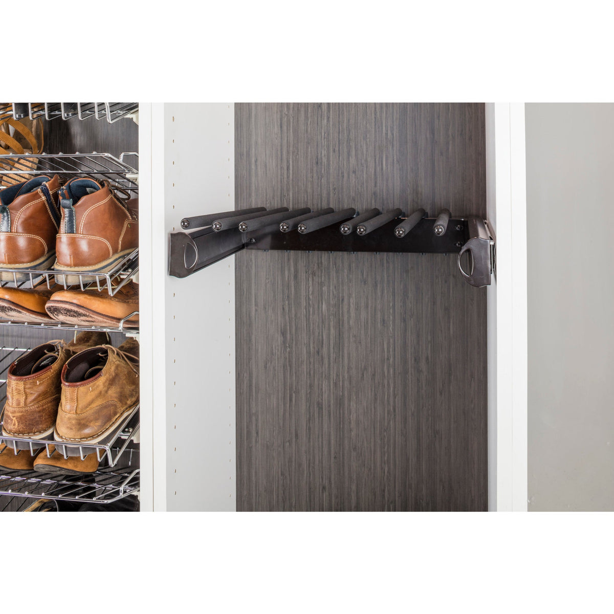Polished Chrome 18" Wide Pant Rack