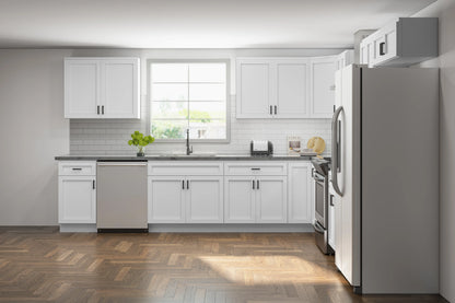Pioneer Shaker White 12x12 Kitchen