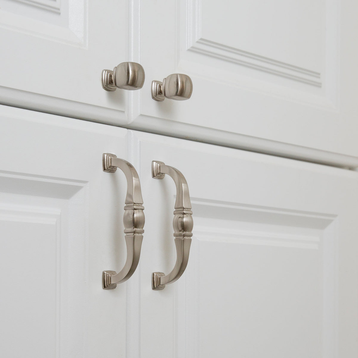 Katharine 1" Length Square Knob