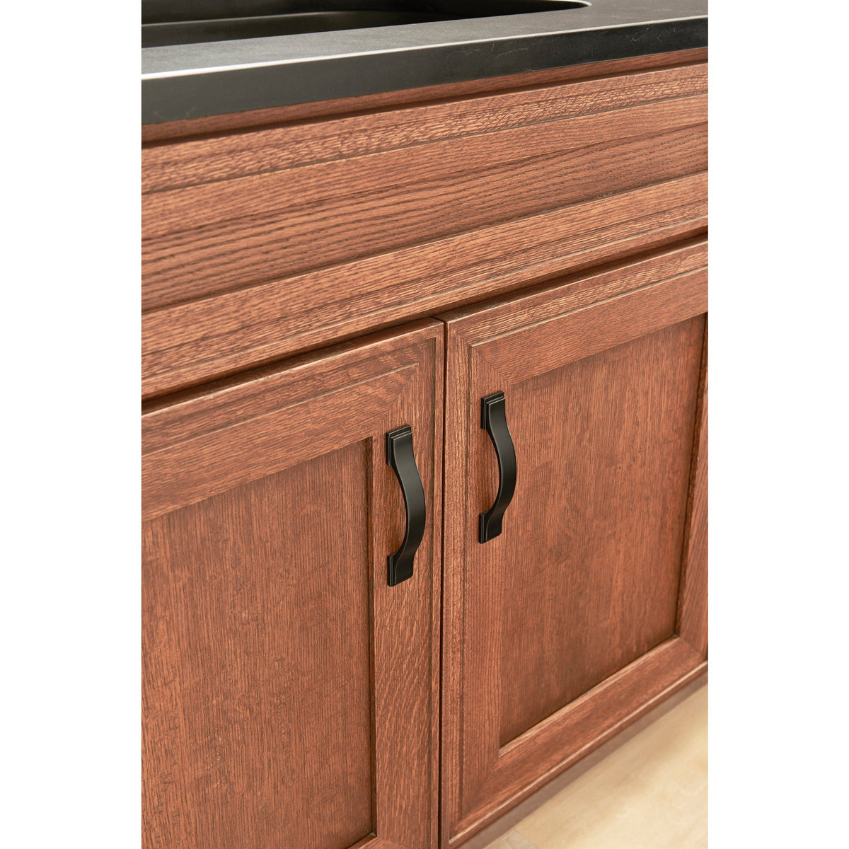 Mirada 160 mm Center-to-Center Bar Pull