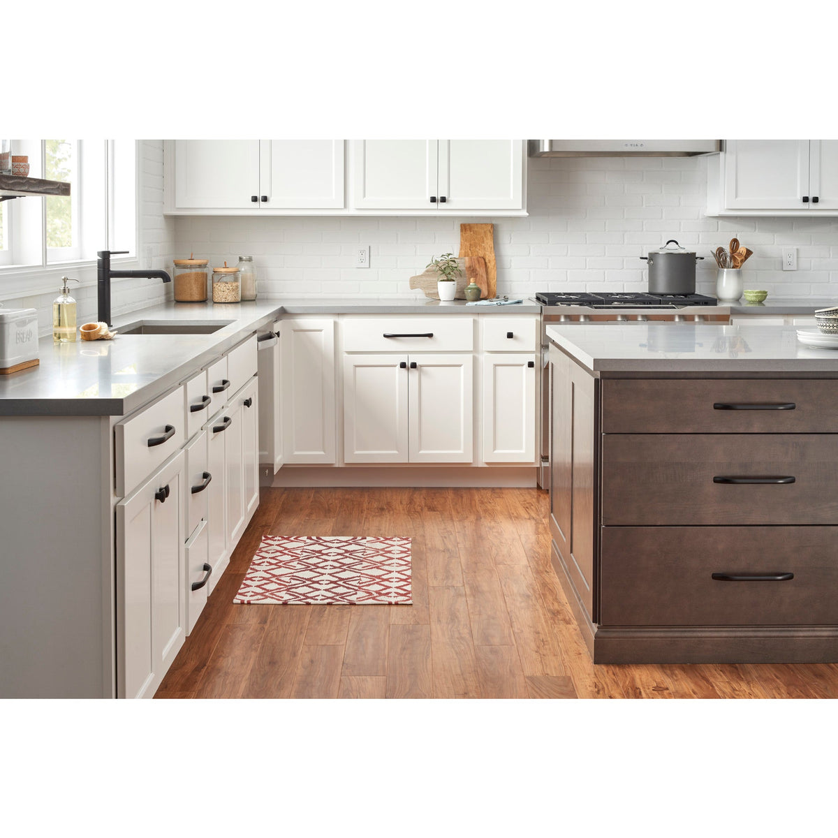 Sonoma 1-3/16" Length Square Knob