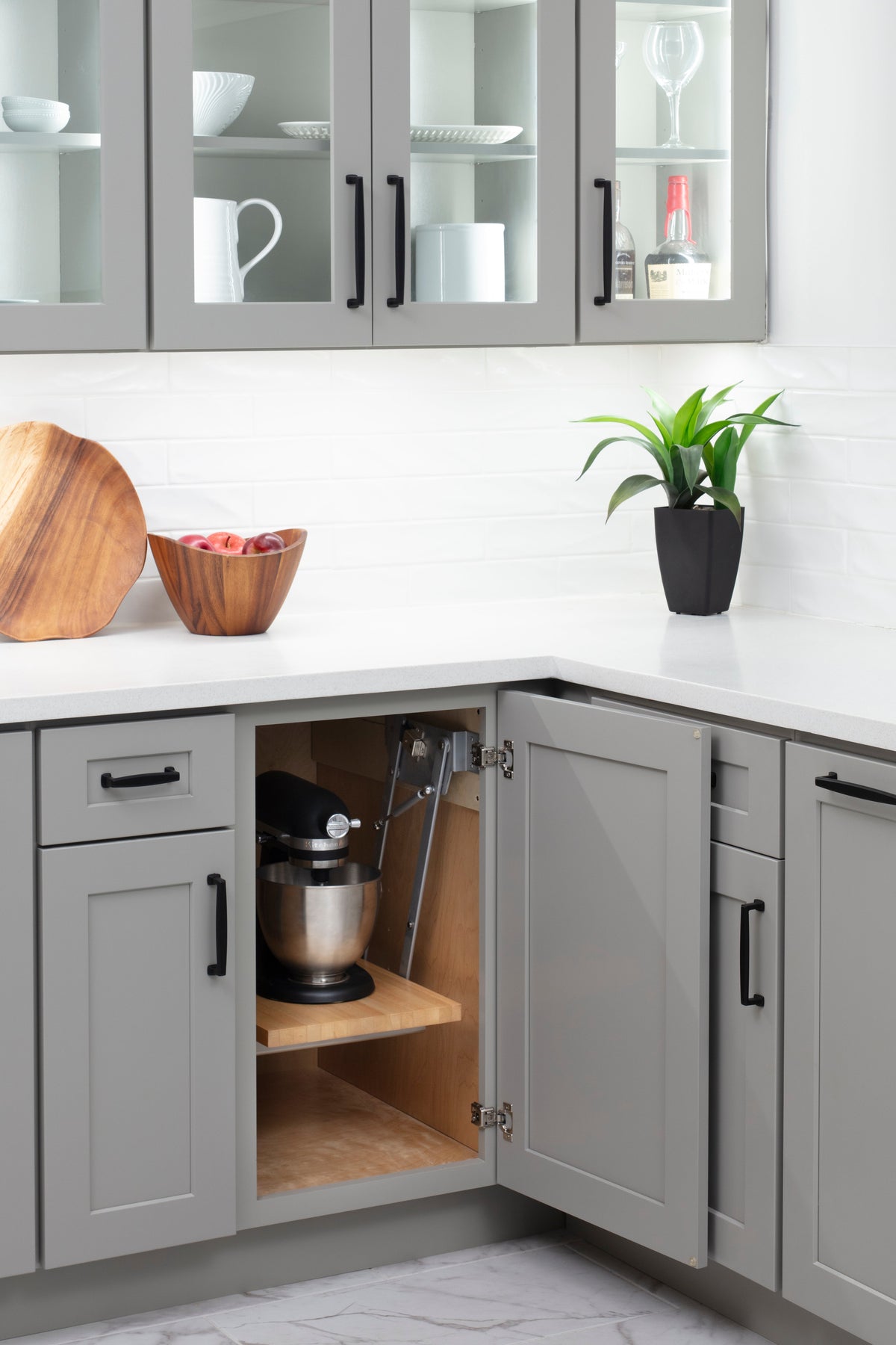Appliance Lift with Shelf for 18" Opening, Soft-Close