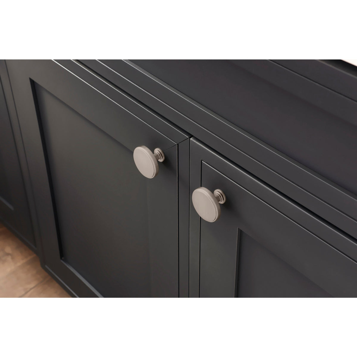 Richard 1-1/4" Diameter Round Knob